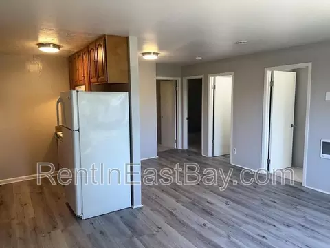 6701 Laird Ave #5, Oakland, CA 94605