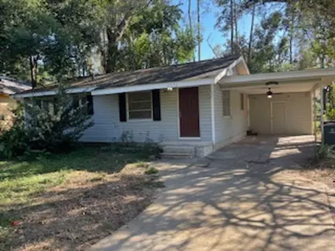 2053 Belle Vue Way, Tallahassee, FL 32304