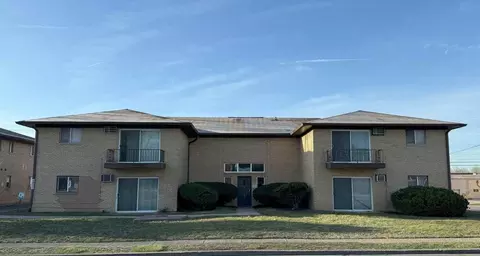 5921 W 25th St, Speedway, IN 46224