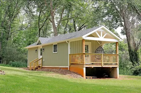 3097 Morgantown Rd, Charlottesville, VA 22903