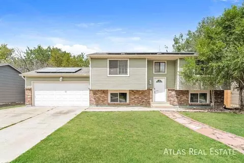 4099 Woodglen Blvd, Thornton, CO 80233