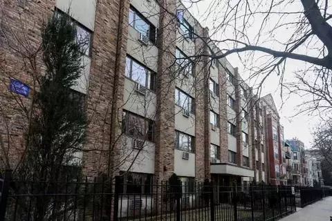 625 W Wrightwood Ave #212, Chicago, IL 60614
