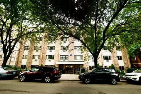 625 W Wrightwood Ave #502, Chicago, IL 60614