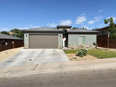123 N 400 W, Hurricane, UT 84737