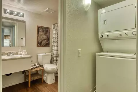 5220 W Northern Ave, Glendale, AZ 85301