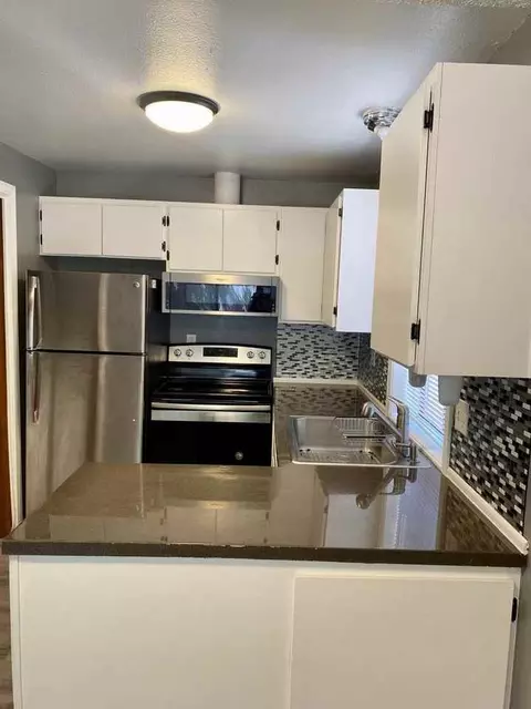 511 N 11th St, Klamath Falls, OR 97601