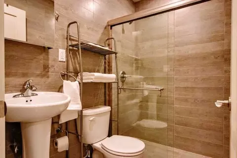 23 Jones St #16, New York, NY 10014