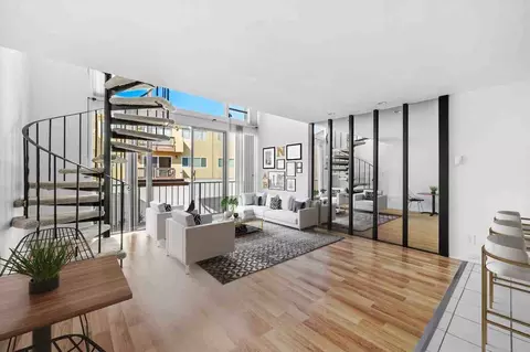 5951 Canterbury Dr #22, Culver City, CA 90230