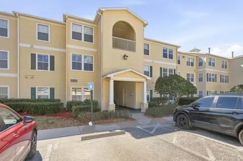 18318 Bridle Club Dr, Tampa, FL 33647