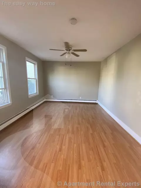 35 Church St #1, Somerville, MA 02143