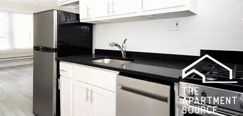 w roscoe st, Chicago, IL 60634