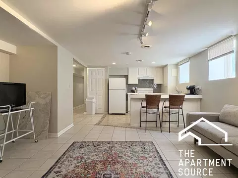 125 S Leavitt St #B, Chicago, IL 60612