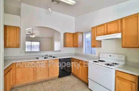 8520 W Palm Ln #1102, Phoenix, AZ 85037