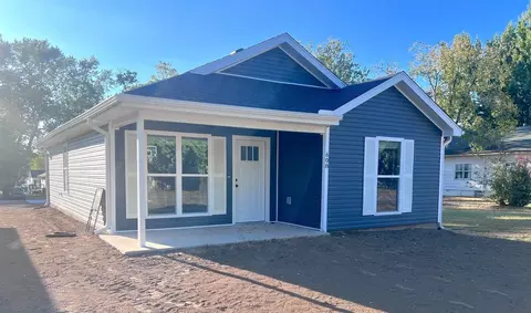 608 S Cowgill St, Carl Junction, MO 64834