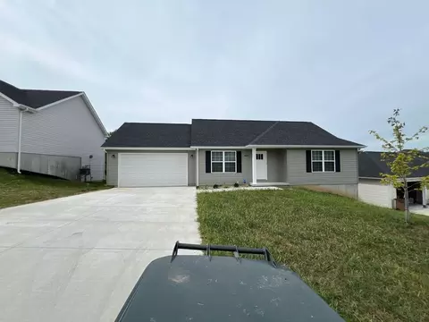 867 Lakeway Dr, Labadie, MO 63055