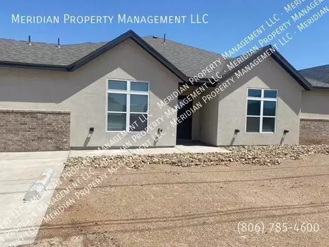 6806 4th St #D, Lubbock, TX 79416