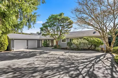 6360 SW 86th Ave, Raleigh Hills, OR 97223