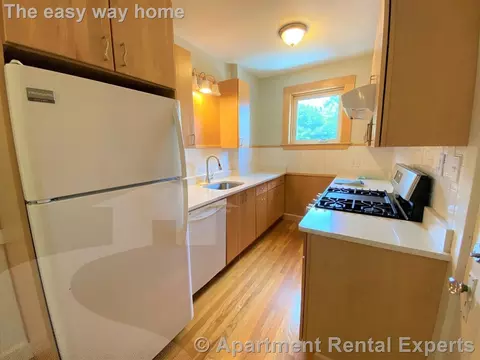 520 High St #33B, Medford, MA 02155