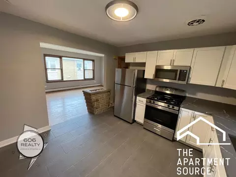 3533 S Harlem Ave #2M, Berwyn, IL 60402