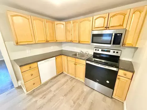 138 Ballou Ave, Boston, MA 02124