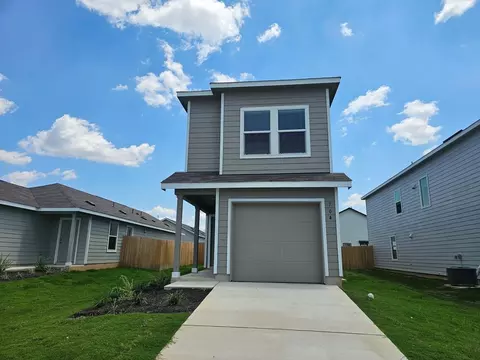 704 Commander Abbott Dr, Jarrell, TX 76537