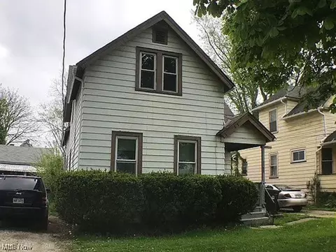 3589 W 50th St, Cleveland, OH 44102