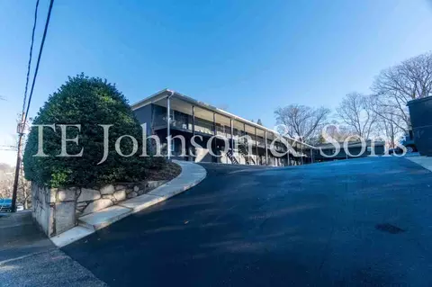 651 Summit St, Winston Salem, NC 27101