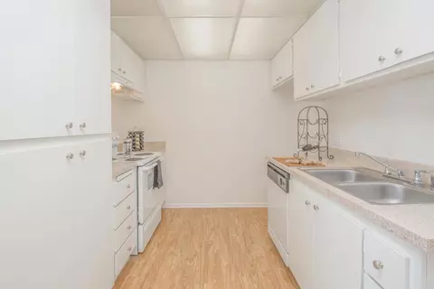 315 N Associated Rd, Brea, CA 92821