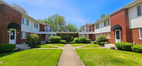 1053 Wilmington Ave #6, Dayton, OH 45420