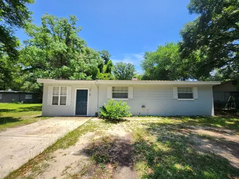 2 Nevada Cir, West Pensacola, FL 32505
