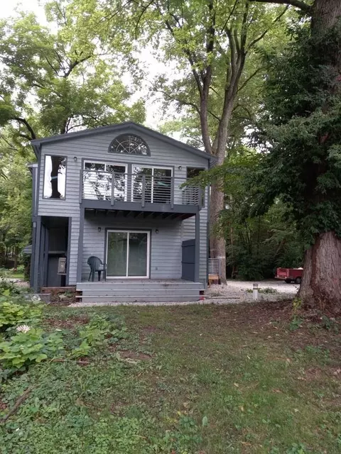 8463 Union Chapel Rd, Indianapolis, IN 46240