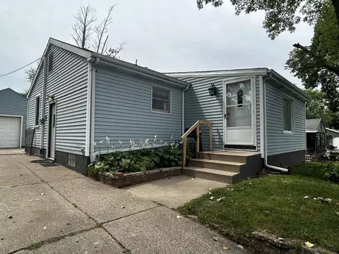 1508 Henrietta St, Pekin, IL 61554