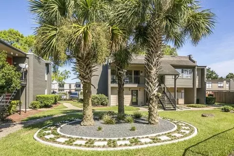 16202 El Camino Real #B2, Houston, TX 77062