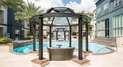 1725 Crescent Plaza Dr #B1, Houston, TX 77077