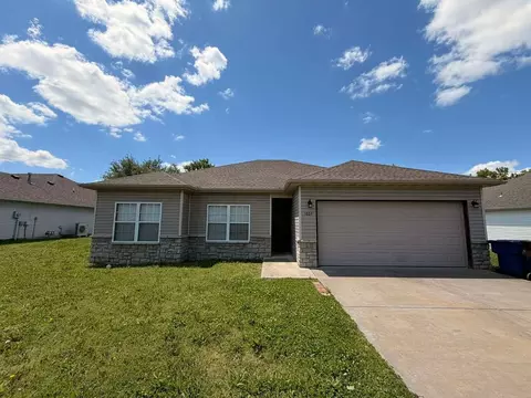 1604 Prier Ln, Webb City, MO 64870