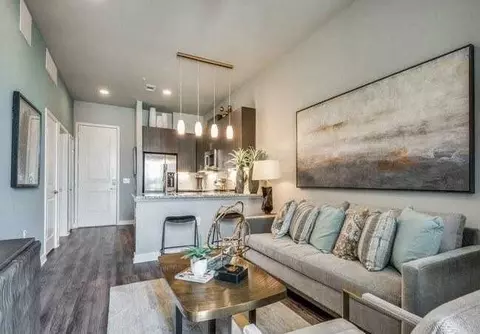 211 N Ervay St, Dallas, TX 75201