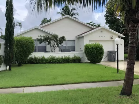 9093 Pine Springs Dr, Boca Raton, FL 33428