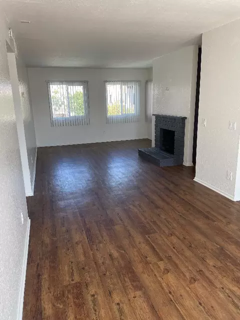 1702 Florida St #23, Huntington Beach, CA 92648