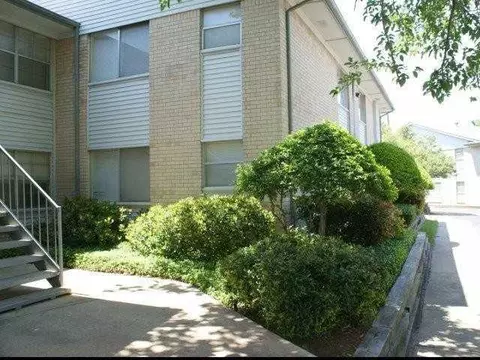 4101 S Cockrell Hill Rd #B1, Dallas, TX 75236