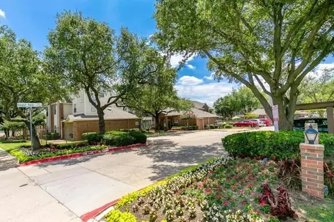 1552 Forest Park Cir #D2, Bedford, TX 76021