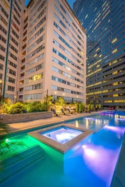 300 N Akard St #C18, Dallas, TX 75201