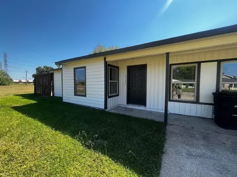5130 Winnetka St #A, Houston, TX 77021