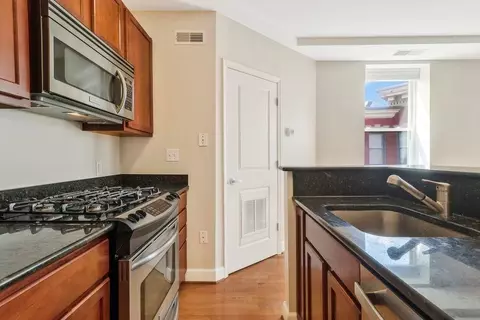 1418 W St NW #506, Washington, DC 20009
