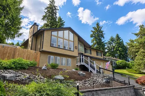 36521 1st Pl SW, Federal Way, WA 98023