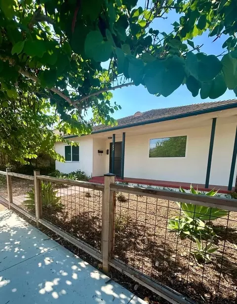 733 Olive St, Santa Barbara, CA 93101
