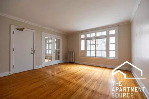 911 Elmwood Ave #J1, Evanston, IL 60202