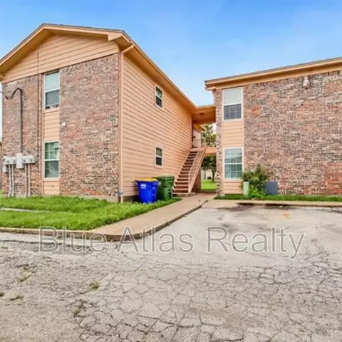 8030 Cambridge Cir #A, White Settlement, TX 76108