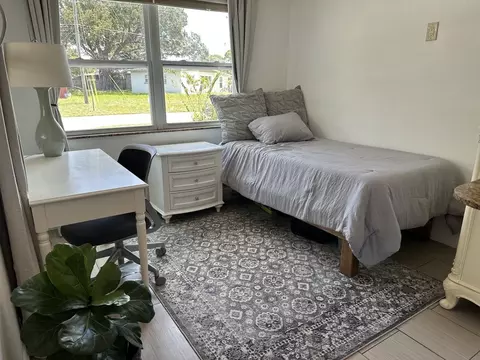 9372 88th Way #NA, Seminole, FL 33777