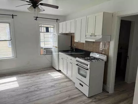 12 Fairbanks St #1S, Brighton, MA 02135