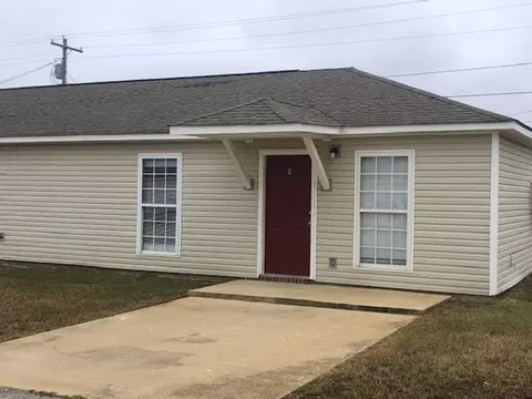 1562 266b Cr 1562, Tupelo, MS 38804